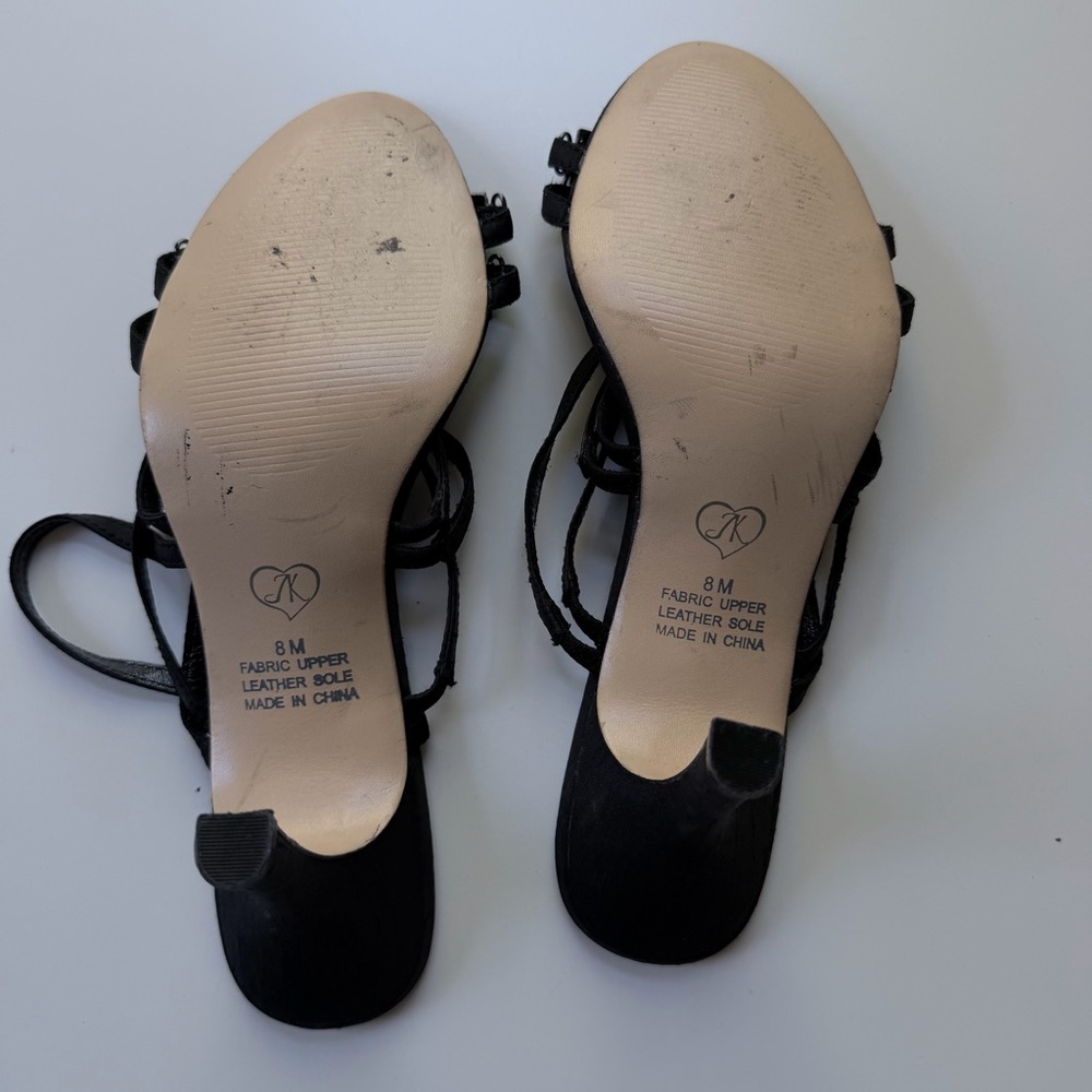 Black Strappy Heeled Sandals with Chain Detail - Picture 9 of 13